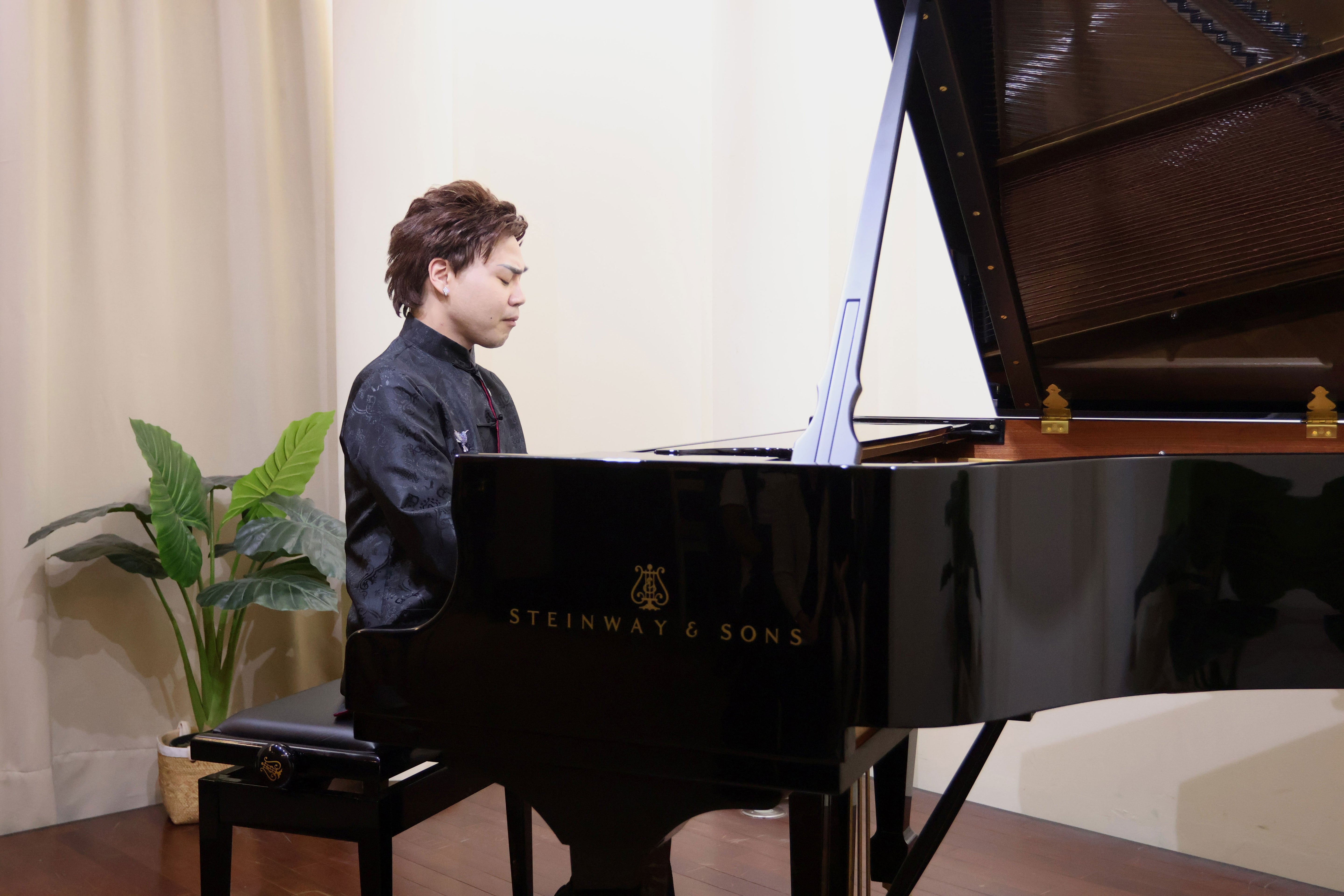Piano Masterclass with Dr. Poom Prommachart