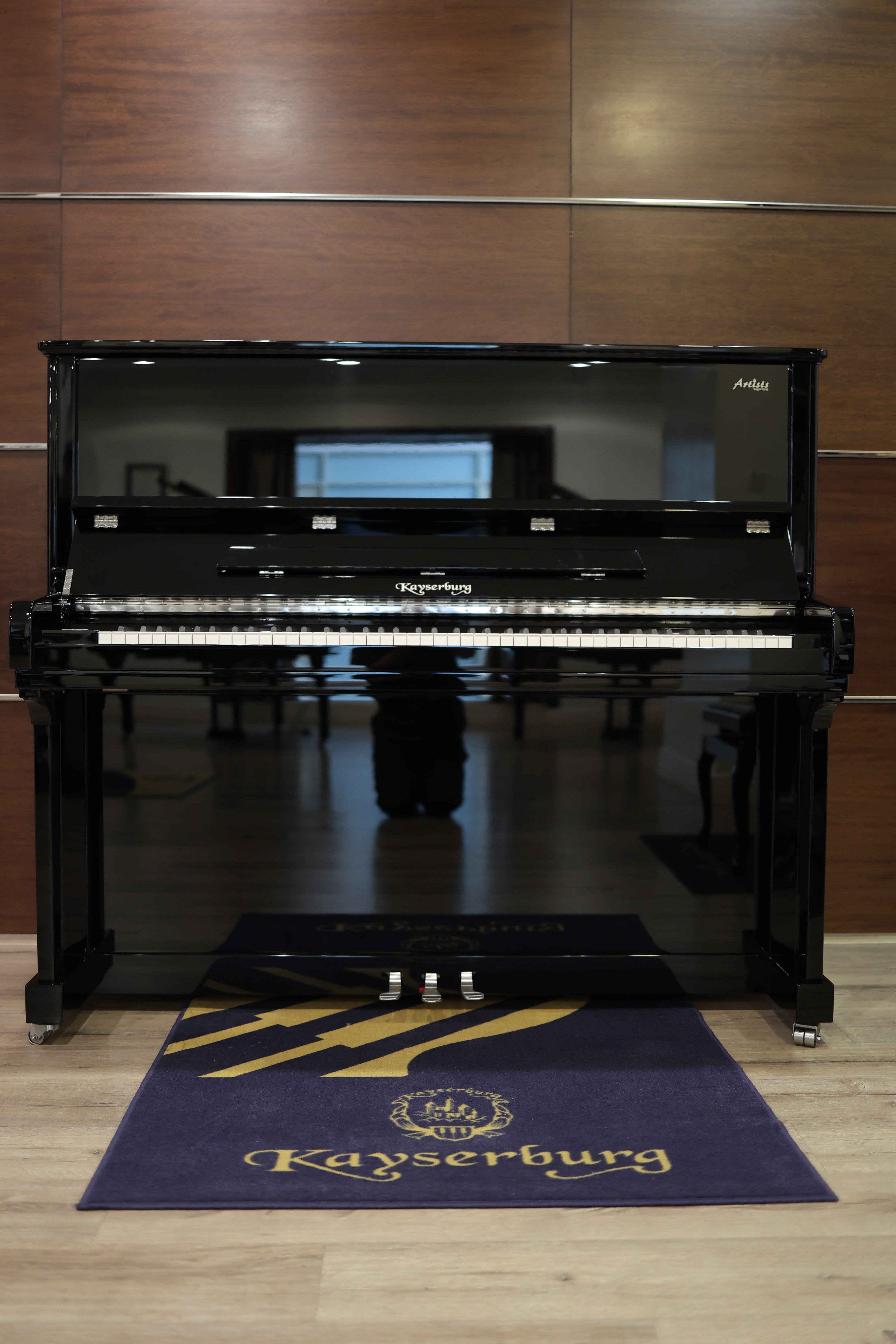 Kayserburg KA3X Ebony | Upright Piano