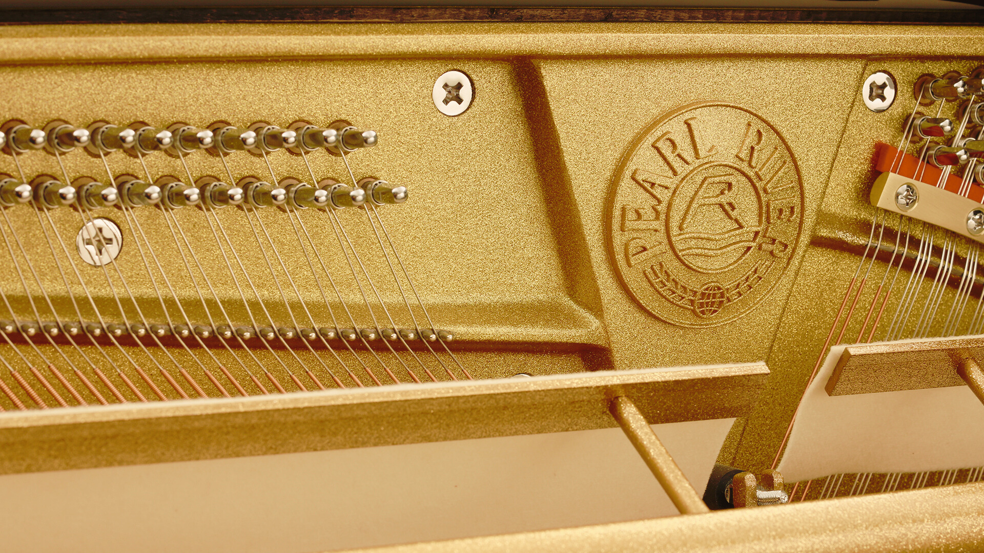 Pearl River UP126T  Ebony | Upright Piano