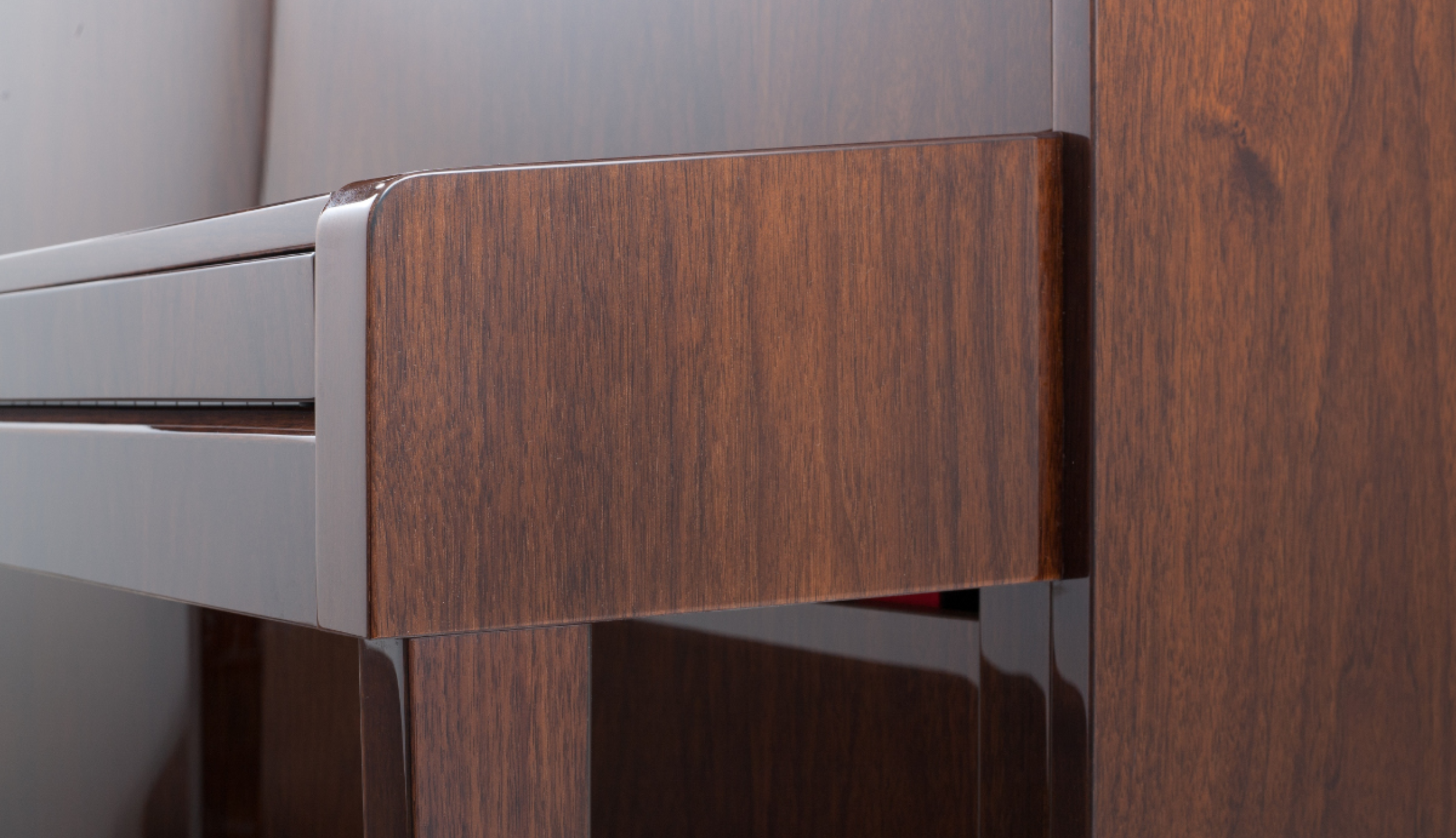 Petrof P 131 M1 Walnut | Upright Piano